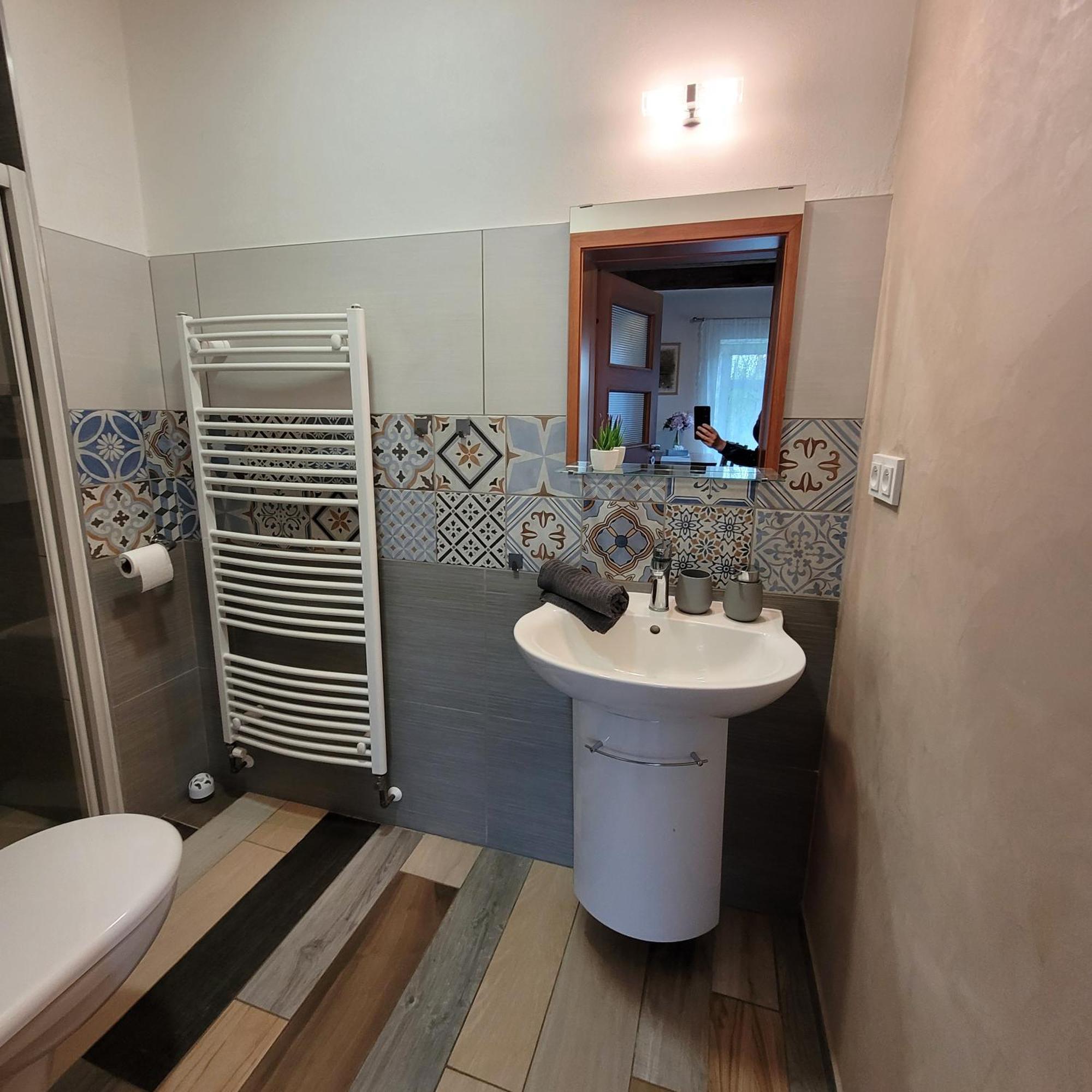 Apartamento Chloumek Bela  Exterior foto