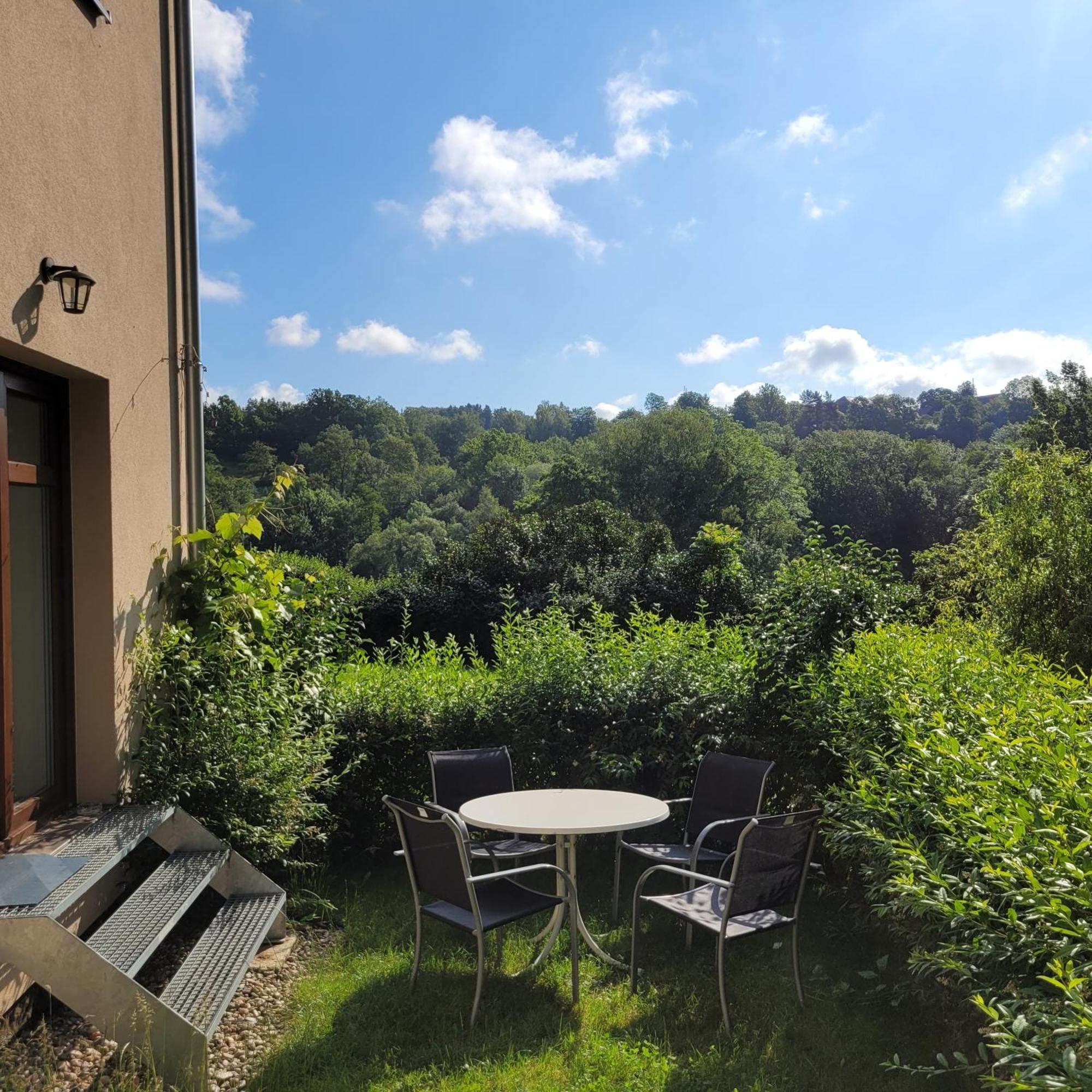 Apartamento Chloumek Bela  Exterior foto